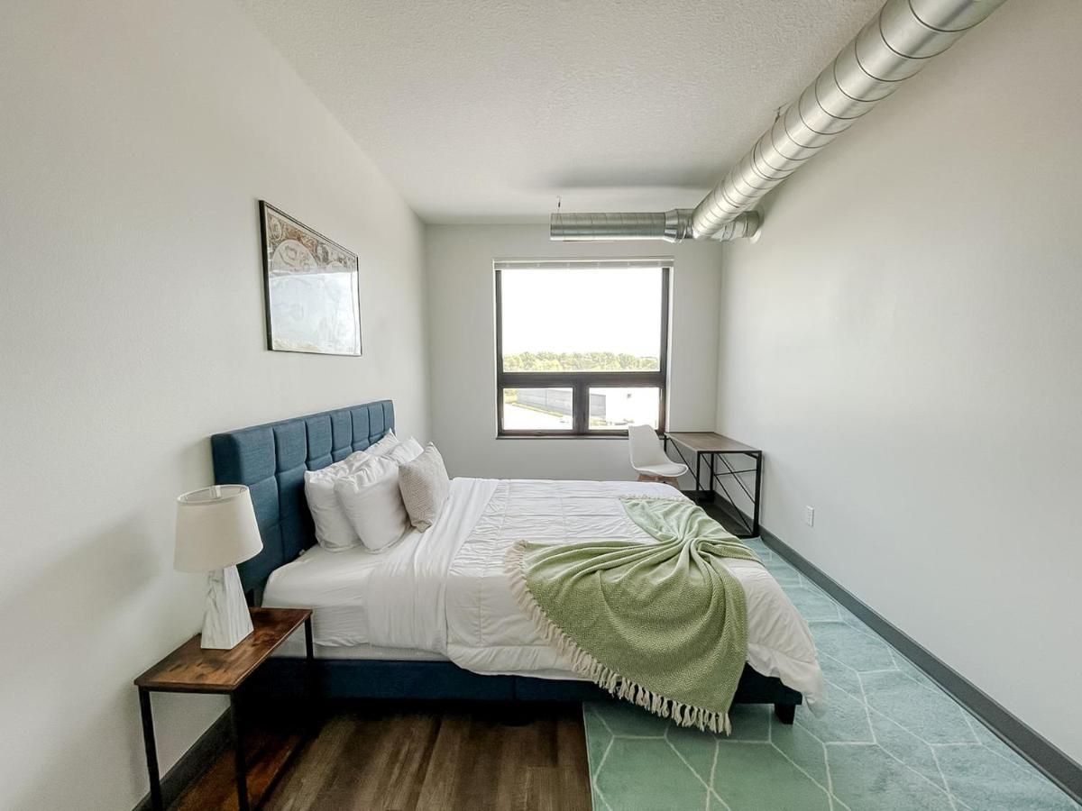 Sleepover 1Bd 1Ba Des Moines Apartments ภายนอก รูปภาพ