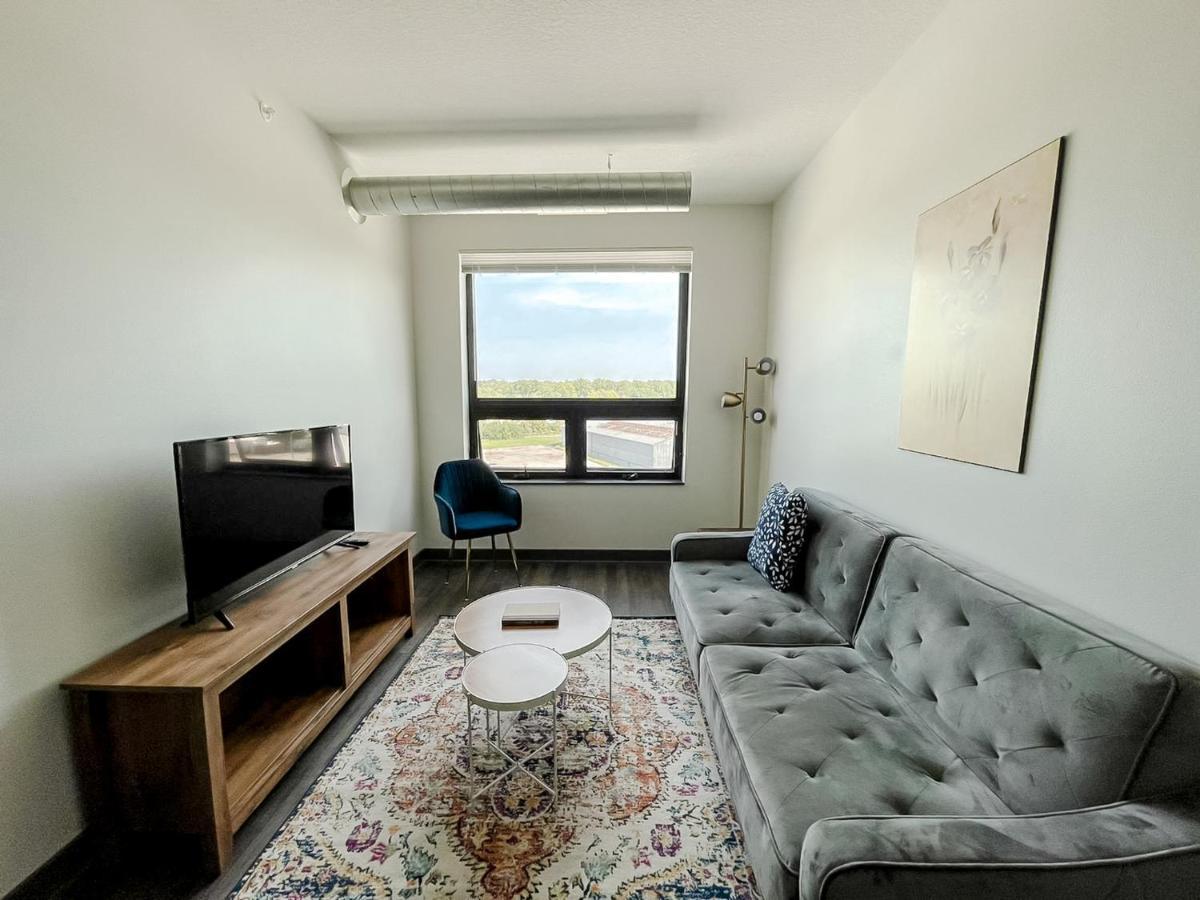 Sleepover 1Bd 1Ba Des Moines Apartments ภายนอก รูปภาพ