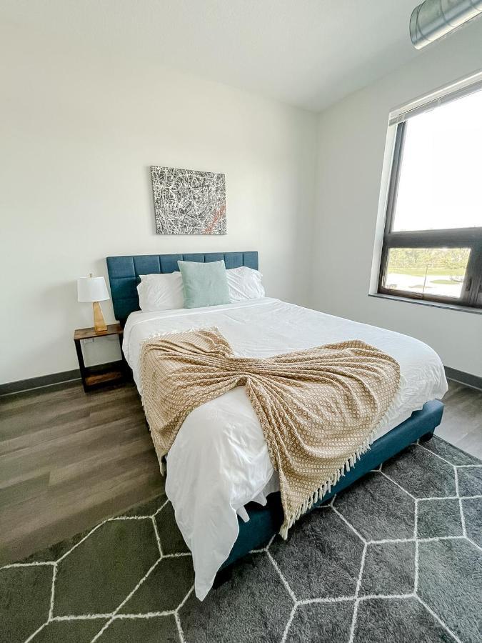 Sleepover 1Bd 1Ba Des Moines Apartments ภายนอก รูปภาพ