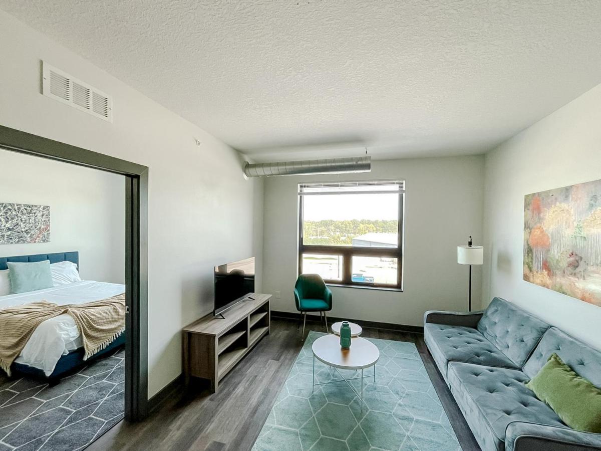 Sleepover 1Bd 1Ba Des Moines Apartments ภายนอก รูปภาพ