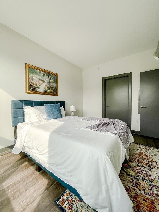 Sleepover 1Bd 1Ba Des Moines Apartments ภายนอก รูปภาพ