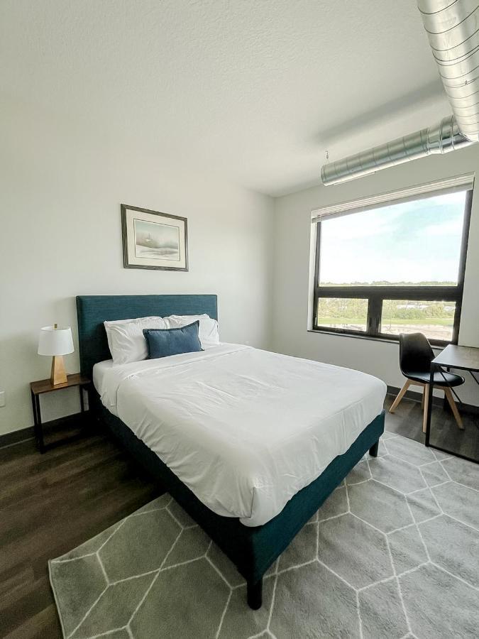 Sleepover 1Bd 1Ba Des Moines Apartments ภายนอก รูปภาพ