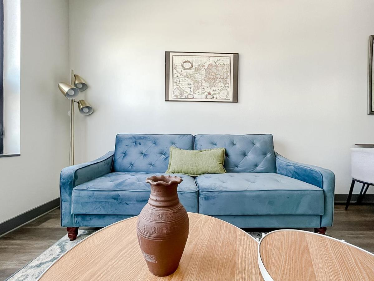 Sleepover 1Bd 1Ba Des Moines Apartments ภายนอก รูปภาพ