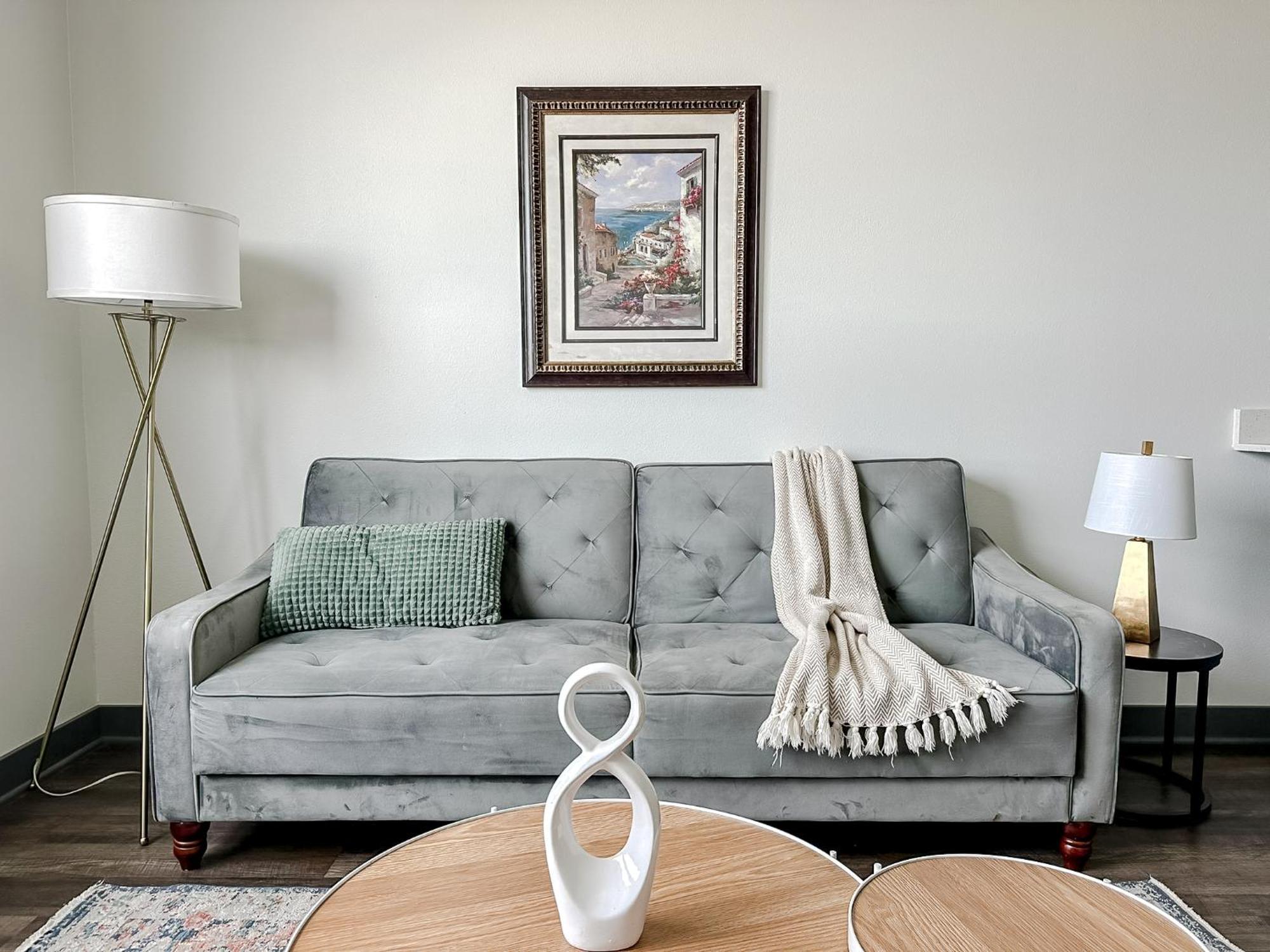 Sleepover 1Bd 1Ba Des Moines Apartments ภายนอก รูปภาพ