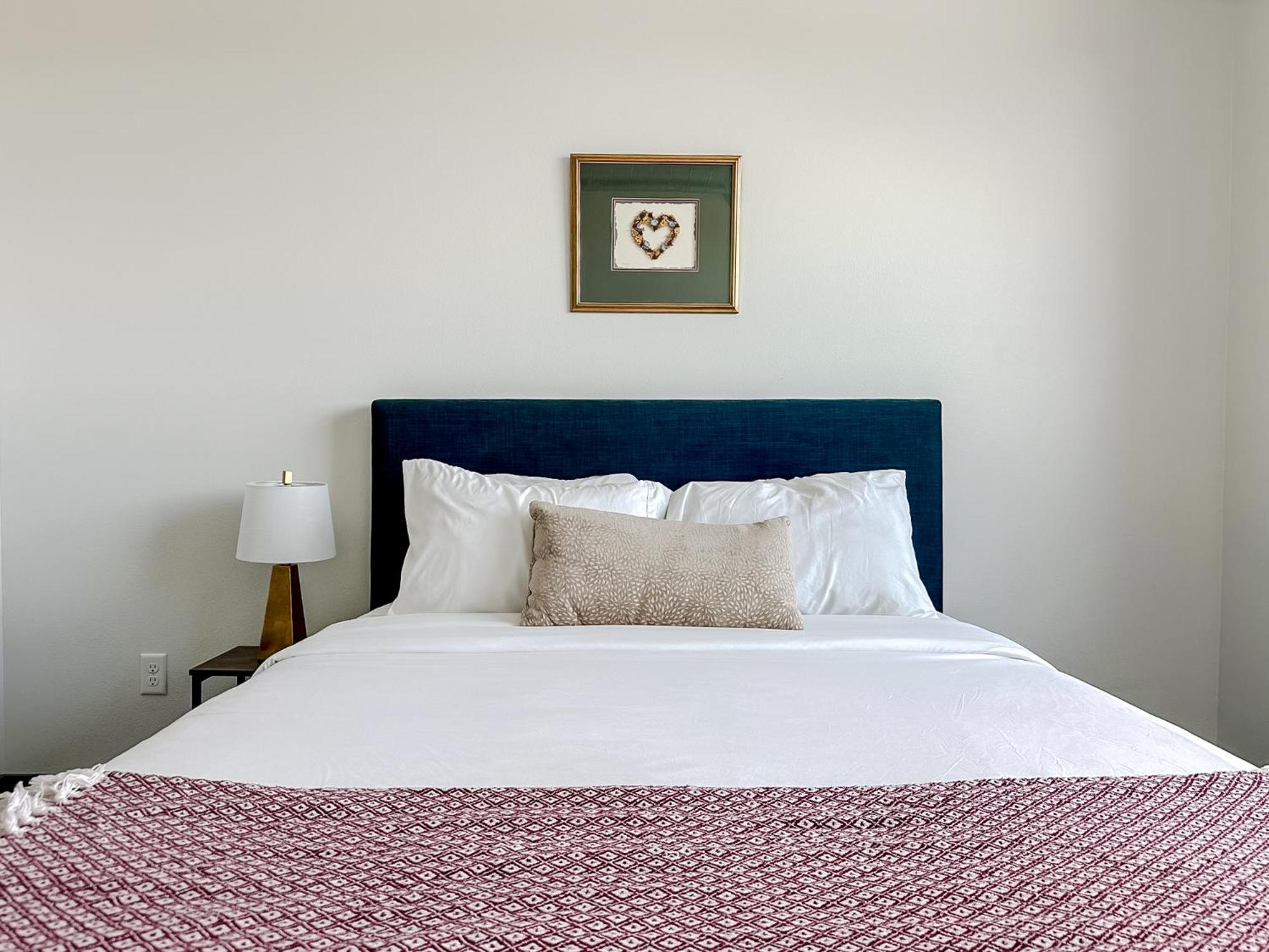Sleepover 1Bd 1Ba Des Moines Apartments ภายนอก รูปภาพ