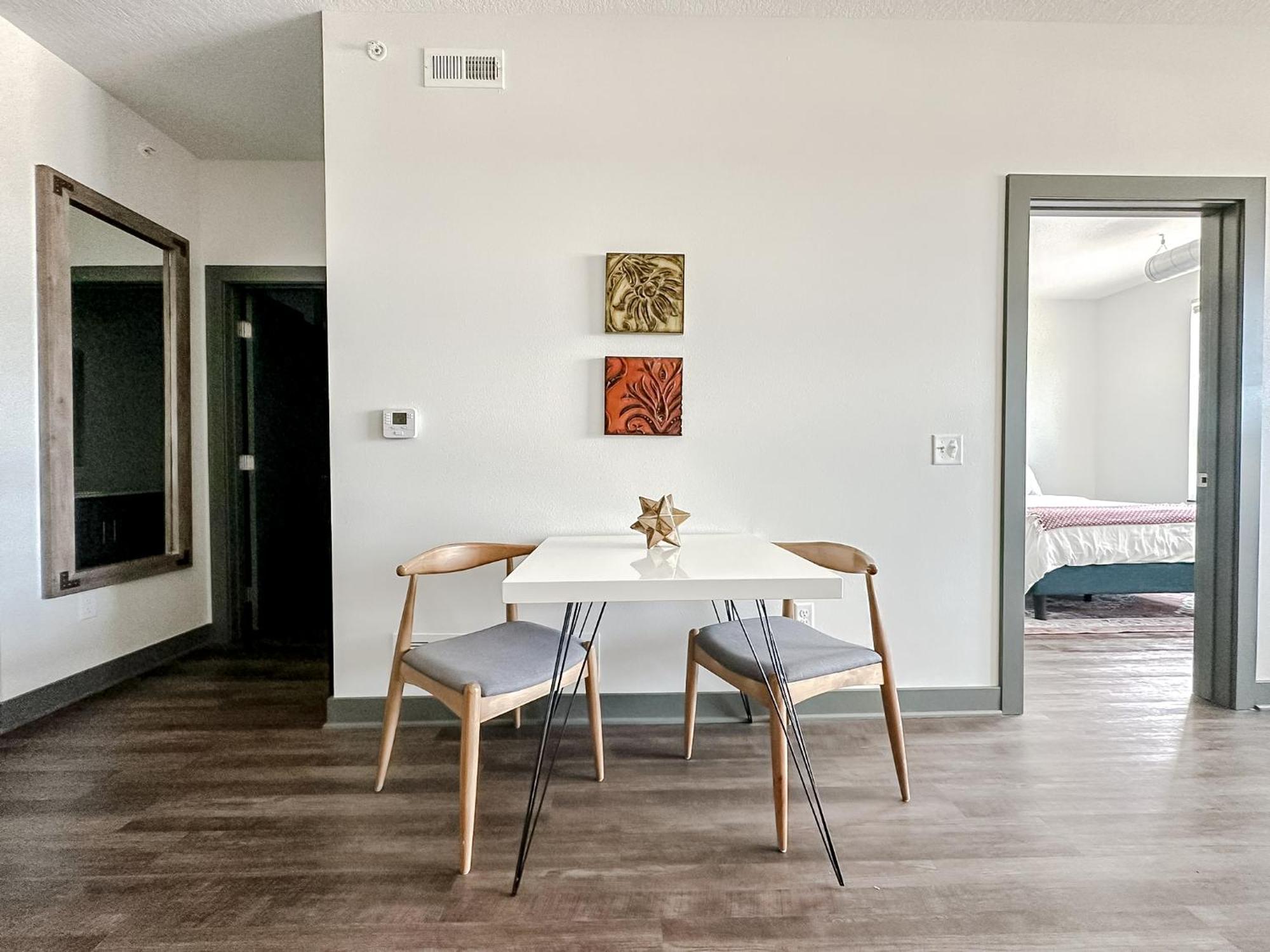 Sleepover 1Bd 1Ba Des Moines Apartments ภายนอก รูปภาพ
