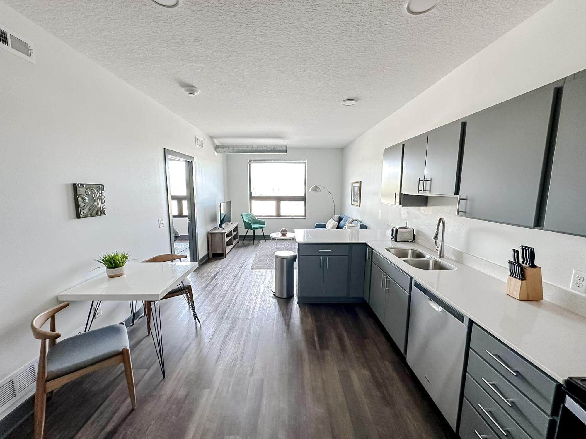 Sleepover 1Bd 1Ba Des Moines Apartments ภายนอก รูปภาพ